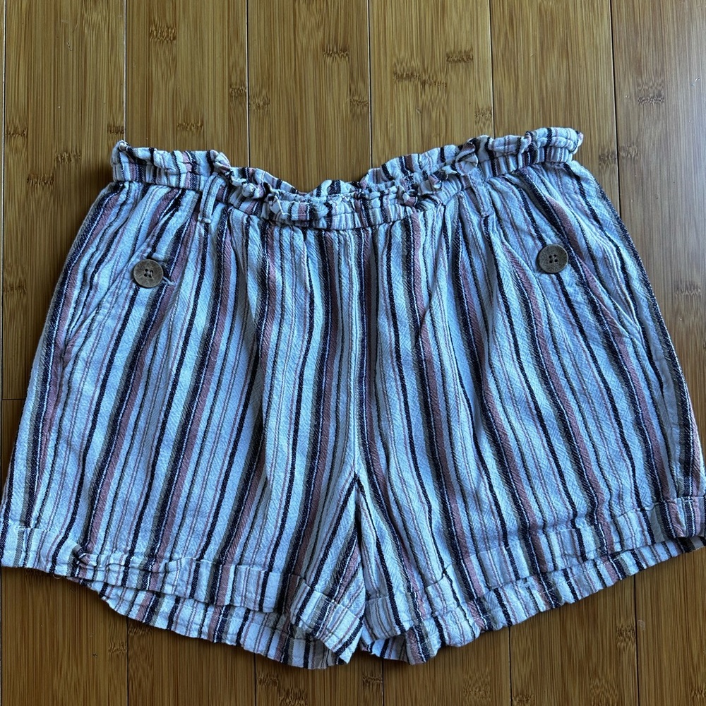 💙 Maurice’s Striped Women's Shorts